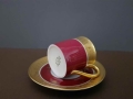 Piękna porcelanowa filiżanka do mokki