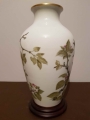 Wazon ''Kwiat jabłoni'' Basil Ede Franklin Porcelain