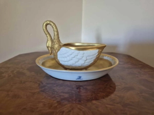 Drezno  Porcelanowy  zestaw z łabędziem
